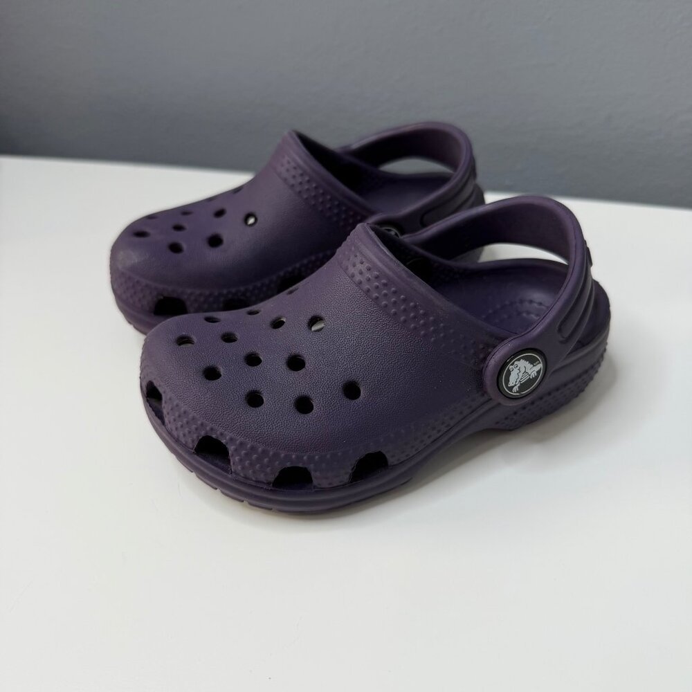 CROCS kids dark purple crocs shoes size C7